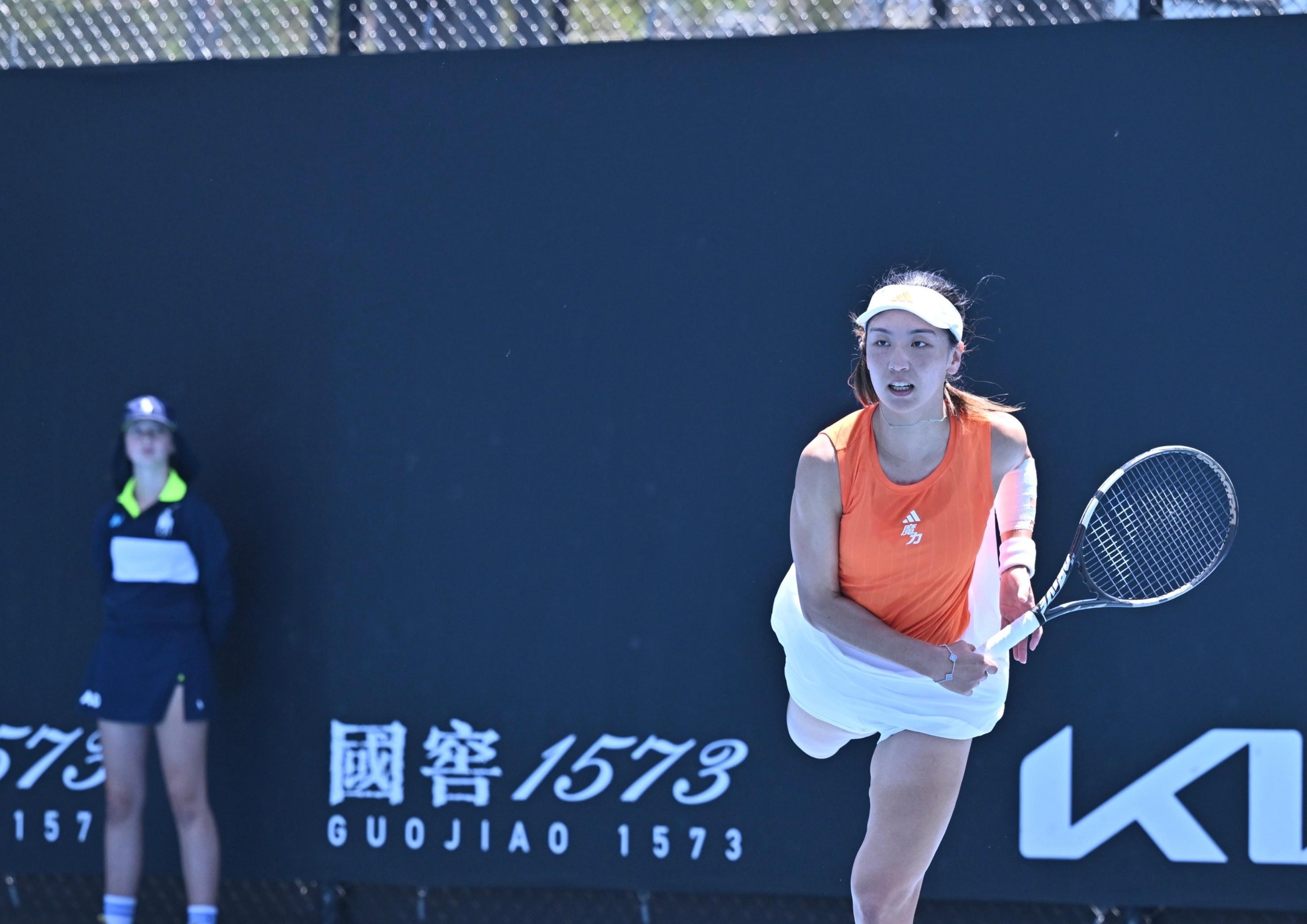 九游体育下载-又美又能打!王欣瑜澳网2-0晋级:中国莎娃进化,霸气轰10记ACE