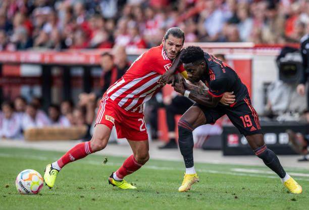 榜首战背靠背拜仁丢榜首 纳帅再次抱怨裁判拉偏架