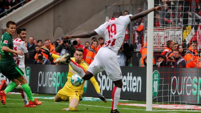 九游体育官网-德甲关窗日奏响回归主旋律，魏格尔领衔二次创业