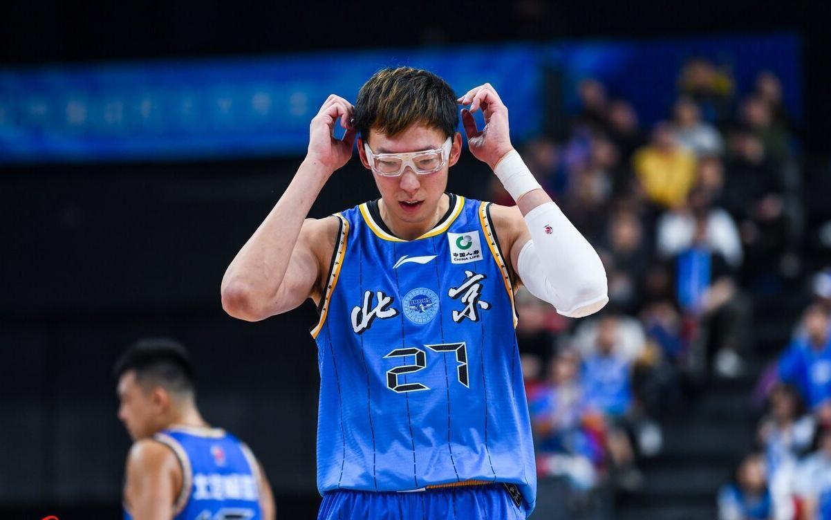 九游体育下载-再打1年!徐杰必须拿顶薪,三个下家留好位置,杜锋有1战术短板