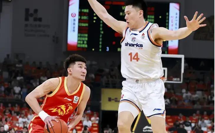 G4广厦101-93上海 球员评价:4人优秀,朱俊龙及格,4人低迷